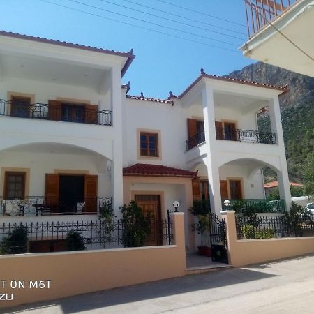 Delicatessen House Apartment Leonídion Exterior photo