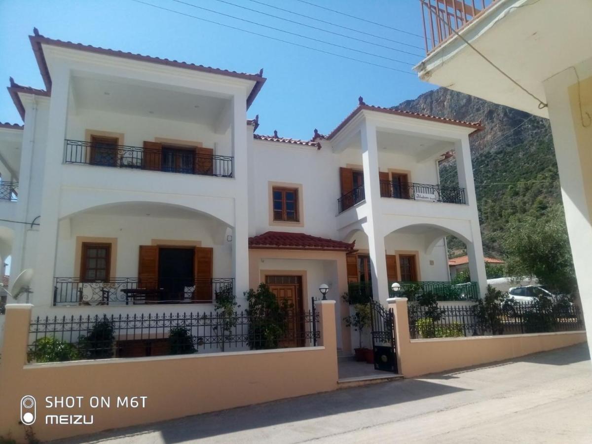 Delicatessen House Apartment Leonídion Exterior photo
